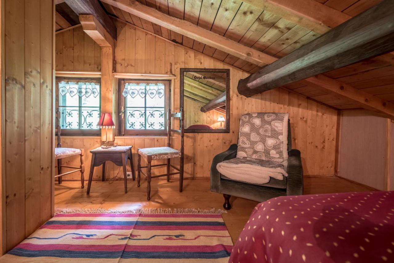 Chalet Silenthia Villa Lenzumo di Concei Exteriör bild