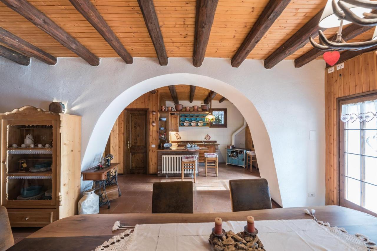 Chalet Silenthia Villa Lenzumo di Concei Exteriör bild